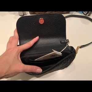 Tori Burch, Black gold chain Crossbody